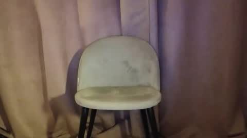 PawsClawss online show from October 1, 2025, 5:02 am