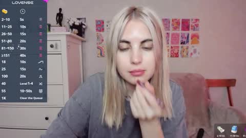 Allisses online show from October 17, 2025, 8:50 am