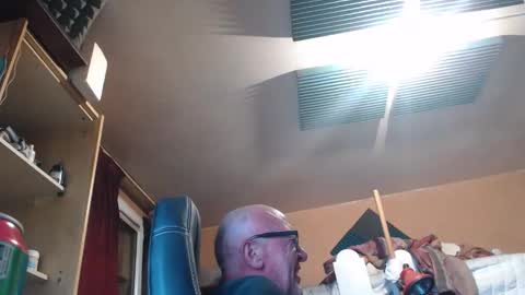 pc8474408 online show from April 19, 2026, 12:33 am