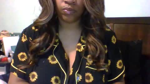 Snapshot of pcaring86 chatting on February 1, 2026, 10:30 pm pcaring86 online show from February 1, 2026, 10:30 pm