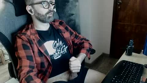 pdahot online show from March 3, 2025, 2:36 am