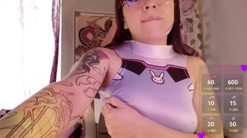  P E A C H   online show from February 22, 2025, 5:46 pm