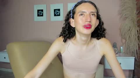 peach tyron online show from January 9, 2025, 10:52 pm