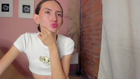 peach tyron online show from January 15, 2025, 11:51 pm