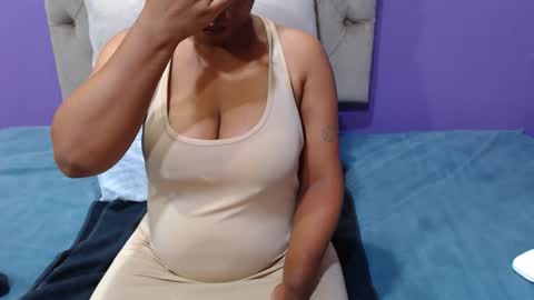 Snapshot of peachassxx chatting on April 20, 2026, 5:32 am peachy online show from April 20, 2026, 5:32 am