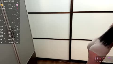 Eva online show from April 27, 2026, 4:32 am