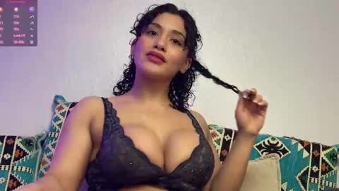 Snapshot of peachsundae chatting on March 4, 2026, 5:57 am portiapiers online show from March 4, 2026, 5:57 am