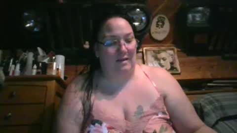 Snapshot of peachtree197 chatting on January 2, 2025, 1:06 am peachtree197 online show from January 2, 2025, 1:06 am