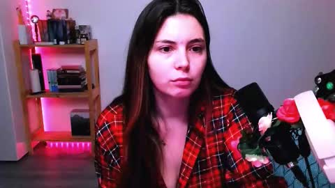 Peachy online show from October 26, 2025, 3:40 pm