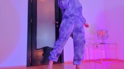 Snapshot of peanaughty chatting on February 10, 2026, 6:06 am Kate online show from February 10, 2026, 6:06 am