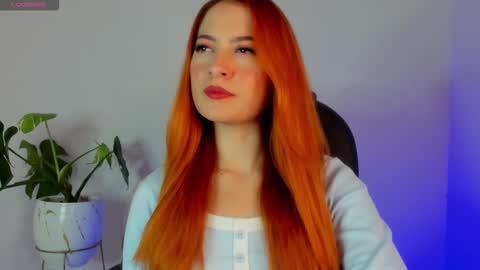 Snapshot of pear__moon chatting on March 10, 2026, 3:33 am LILLY online show from March 10, 2026, 3:33 am