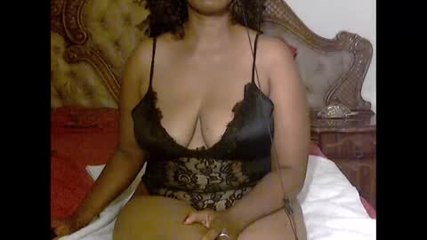 pearassmmm online show from December 3, 2024, 9:34 pm