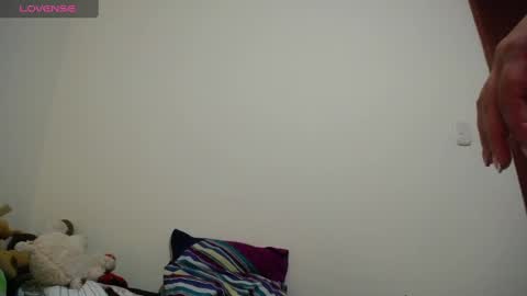 Pearl online show from February 25, 2025, 3:52 am