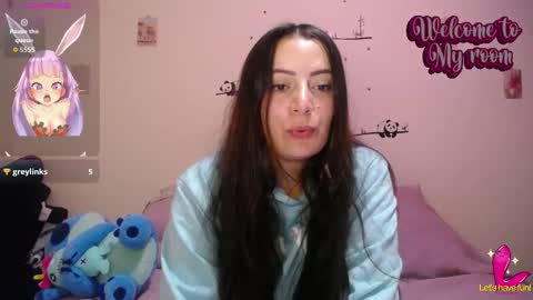 Pearl online show from October 29, 2025, 2:25 am