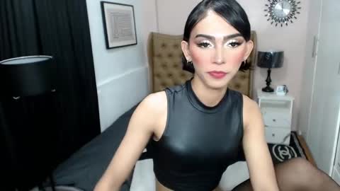 Pearl online show from February 11, 2025, 12:48 pm