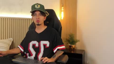 pecadodivino2026 online show from January 16, 2026, 1:31 am