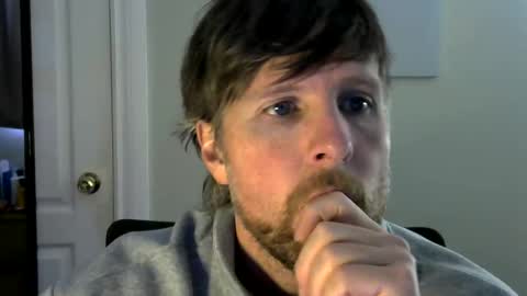 Snapshot of pecas90 chatting on November 9, 2025, 8:18 pm pecas90 online show from November 9, 2025, 8:18 pm