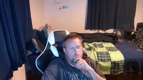 pecker40 online show from December 21, 2024, 10:51 pm