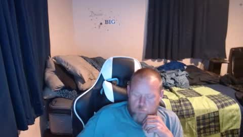 pecker40 online show from January 5, 2025, 2:06 am