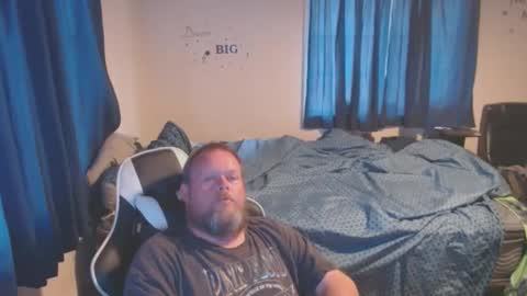 pecker40 online show from February 7, 2025, 2:37 pm