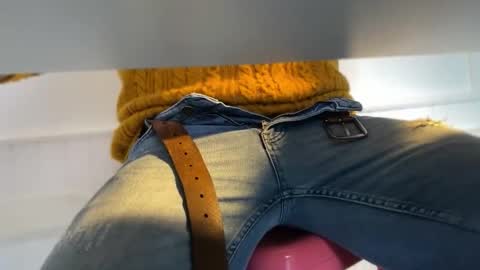 Snapshot of pedroserrano2000 chatting on January 17, 2025, 8:56 am PedrOO OO online show from January 17, 2025, 8:56 am