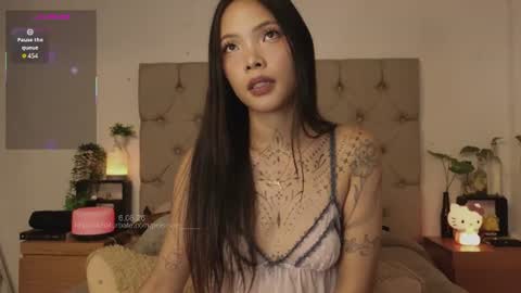 Snapshot of peisinoe_____ chatting on June 8, 2026, 11:27 pm Kris online show from June 8, 2026, 11:27 pm