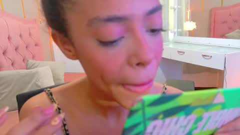 peneelopeecute online show from May 9, 2026, 3:39 pm