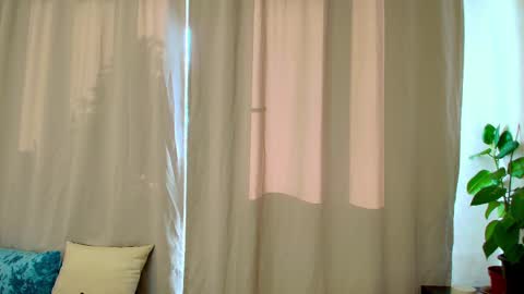 Snapshot of penelopa_xx chatting on March 7, 2025, 8:13 am Penny online show from March 7, 2025, 8:13 am
