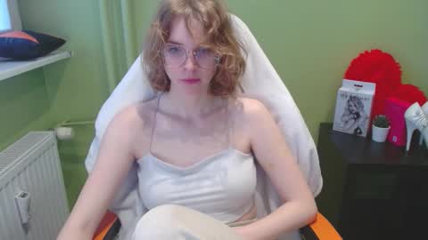 Penny online show from December 3, 2025, 8:00 am