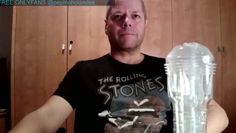 Pepino Holandes online show from November 14, 2025, 11:35 pm