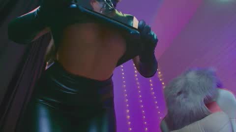 Dia  online show from February 13, 2026, 8:54 am