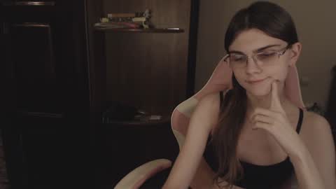 Farida online show from February 1, 2025, 2:05 am