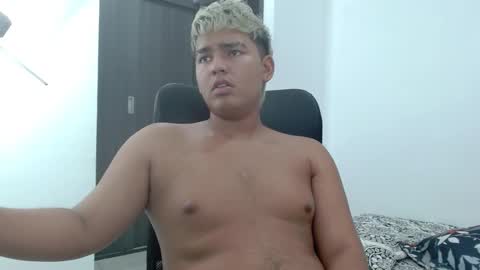 Snapshot of percibal_junior1 chatting on January 13, 2025, 3:45 am percibal_junior1 online show from January 13, 2025, 3:45 am