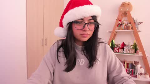 Sarah Ana Banana online show from December 8, 2024, 7:22 pm