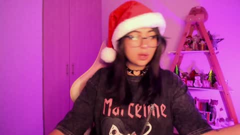 Sarah Ana Banana online show from December 9, 2024, 11:03 pm