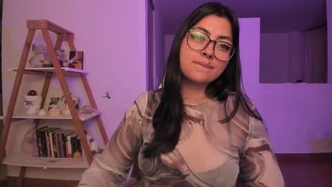 Sarah Ana Banana online show from February 18, 2025, 8:27 am