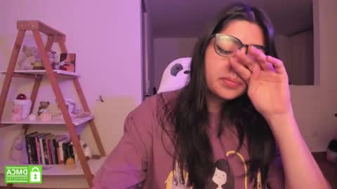 Sarah Ana Banana online show from March 5, 2025, 2:14 am