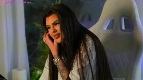 Dee online show from December 5, 2024, 10:01 am