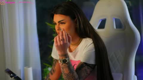 Dee online show from December 16, 2024, 9:24 am