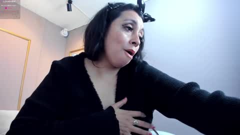 PerlaPreciosa online show from February 14, 2025, 6:56 am