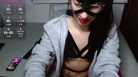 persefone_fire online show from February 24, 2025, 10:37 am