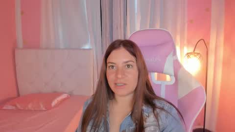 Marie online show from November 19, 2025, 11:21 am