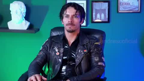 andres    online show from January 30, 2025, 4:02 pm