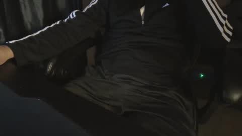 Lalo   x peruvianevil  ig peruvianevil  online show from February 27, 2025, 4:41 am