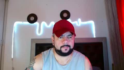 Carlos online show from October 1, 2025, 2:23 pm