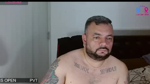 Carlos online show from April 15, 2026, 2:40 am