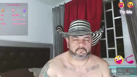Snapshot of perverseveteranmanxxx chatting on May 3, 2026, 1:11 am Carlos online show from May 3, 2026, 1:11 am