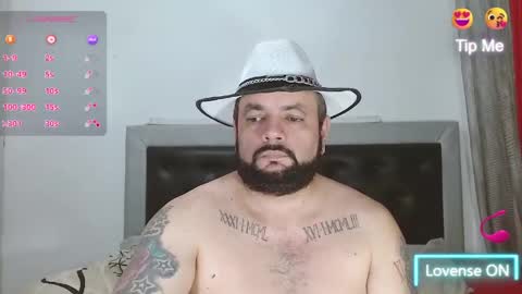 Snapshot of perverseveteranmanxxx chatting on June 3, 2026, 5:32 am Carlos online show from June 3, 2026, 5:32 am