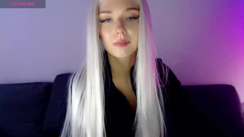Snapshot of pervyblonde chatting on January 30, 2025, 1:21 pm Isabella online show from January 30, 2025, 1:21 pm