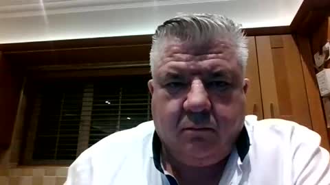 pete112991 online show from February 19, 2025, 2:01 am